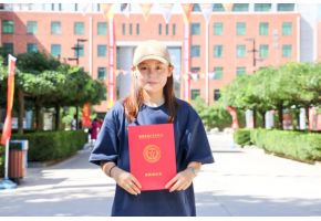日胖女人B视频【新生报到】“北音温度”助力梦想起航！